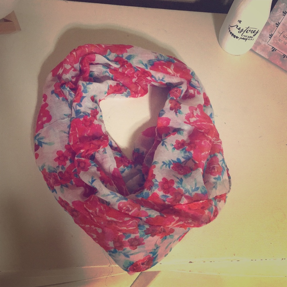 Women’s Scarf